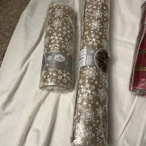 Brown Snowflakes Mesh 18inx9ft 10.5x12 Ft - Picture 1 of 2