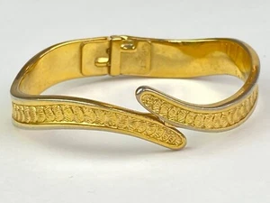 MONET Vintage Gold Tonę Hinged Bangle Bracelet - Picture 1 of 7