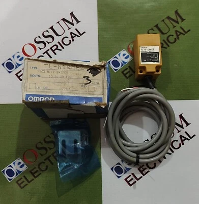 OMRON TL-N10ME2 PROXIMITY SWITCH VOLTAGE 10-30VDC FREE FAST SHIPPING - Image 1 of 4