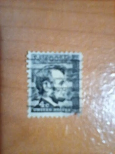 RARE U.S. 4 cents cent Abraham Lincoln US 1965 Postage Stamp - Picture 1 of 1
