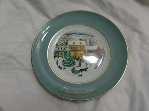 Vintage AVON Navidad Platos Serie PAÍS NAVIDAD 8ª EDICIÓN 1980 WEDGWOOD - Imagen 1 de 6