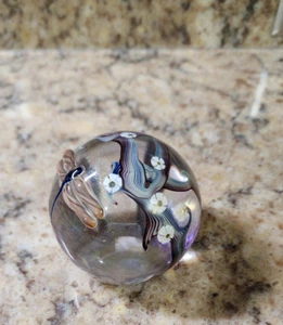 Zellique Paperweight Dragonfly Signed J M 1999 3 inch Vintage Irridescent Floral - Picture 1 of 5