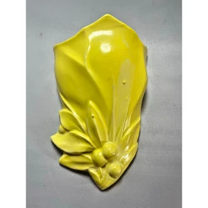 McCoy gelbe Blume Blatt Pflanze Wandtasche Mid Century CA Keramik - Bild 1 von 3