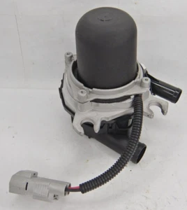 READ CHIPPED BRACKET 17610-0C010 Secondary Air Pump Replacement for Toyota Lexus - Bild 1 von 7