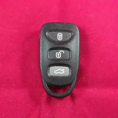 Mando a distancia de entrada sin llave Kia Spectra 2007-2009 maletero 4B identificación FCC: OKA-674T Foto 1 de 2