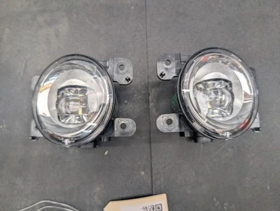 Juego de 2 luces antiniebla delanteras LED 2020 Infiniti QX50 26150-8990C 2021 2022 2023-2025 Foto 1 de 4