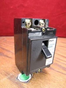3a Fuji Eléctrico Automático 2 Polos Disyuntor 3 Amp 220v 415v AC EA32 41-14295 - Imagen 1 de 3