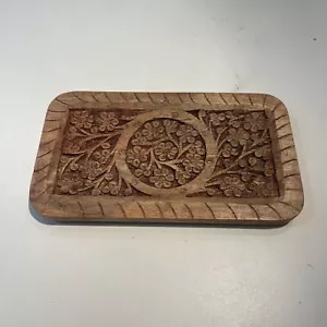 Creative Co Op 10” L x 6” W Hand Carved Mango Wood Tray - Picture 1 of 4