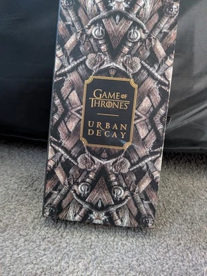 Urban Decay Game of Thrones Eyeshadow Palette 20 Shades Limited Edition - Image 1 of 4