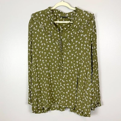 M&S Mark & Spencer Long Sleeve Blouse Woman’s size 24 Green White Floral Print - Image 1 of 4