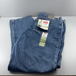 Wrangler Regular Fit Men’s Jeans Blue 5 Star Premium Denim Size 46x32 NWT - Picture 1 of 5