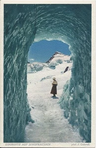 Postal Suiza Alpes berneses cueva de hielo en Jungfraujoch cueva de hielo años 1920 como nueva - Imagen 1 de 2