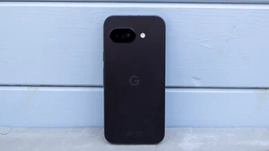 Google Pixel 9a - 128 GB - Obsidian NEW - FACTORY SEALED & FACTORY UNLOCKED - Picture 1 of 3