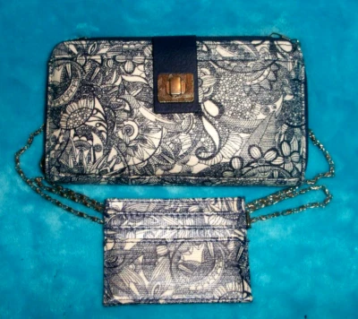 Carteira tiracolo SAKROOTS Artist Circle Desert Spirit telefone - zíper floral ao redor - Imagem 1 de 4