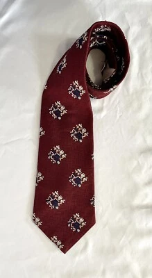 Gravata vintage de poliéster texturizado vermelho Damon da década de 1970 * - Imagem 1 de 2