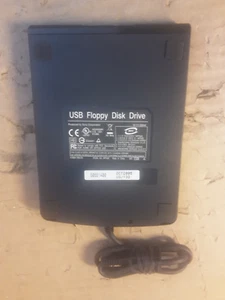 LECTEUR DE DISQUETTE USB 1,44 Mo MPF82E-U1 3,5" FILAIRE EXTERNE PORTABLE AUTHENTIQUE - Photo 1/5