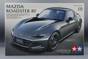 Mazda MX-5 Roadster RF, model kit - Imagen 1 de 2