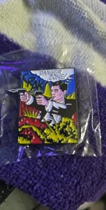 ARCHER ZONA PELIGRO PIN SOLAPA BOTÓN TAC - Imagen 1 de 1