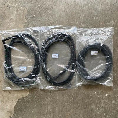 71-78 Mazda Savanna GT 808 RX3 RX-3 Coupe 2 Door Trunk weatherstrip rubber seal - Image 1 of 3