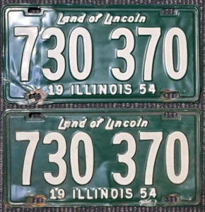 Vintage Green Illinois License Plate 1954 "Land Of Lincoln" 730 370 2 Pieces - Picture 1 of 2
