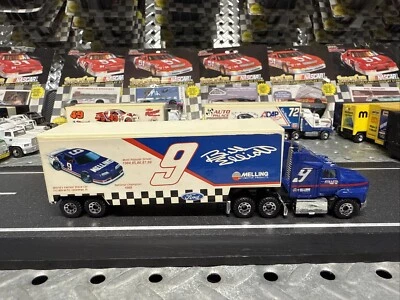 Matchbox 1991 ~ Bill Elliott #9 ~ Melling Transport escala 1:100 Foto 1 de 4