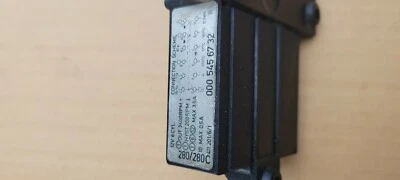 Control relé de distribución de encendido de emisiones Mercedes Benz 280 / 280c A 000 545 67  Foto 1 de 4