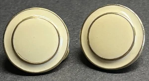 Vintage Monet Creme und Gold Emaille Clip auf Ohrringe klein 0,50" - Bild 1 von 6