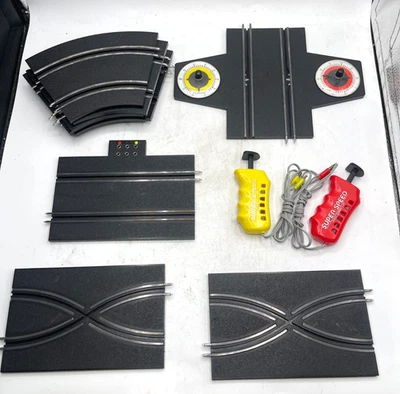 Controlador Coche Ranura Émbolo SUPER VELOCIDAD con Terminal, Contador de Vueltas y Asst. Pista Foto 1 de 4