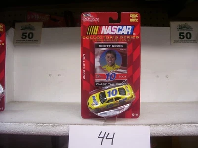2003 1/64 #10 SCOTT RIGGS FORD NESQUICK RACING CHAMPIONS CHASE THE RACE - Image 1 of 3