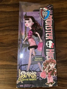Monster High Scaris City of Frights Draculaura doll. New in Box - Picture 1 of 12