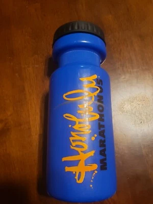 NIKE HONOLULU MARATHON 2005 GARRAFA DE ÁGUA BOCA GRANDE AZUL. USADO. - Imagem 1 de 4