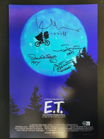12 "x 18" E.T. Mini Poster with Autographs of 4 Major Cast Members: Beckett 057 Cover