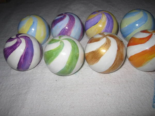 Get The Look 8 Whimsical Drawer Pulls EUC - Image 1 of 4