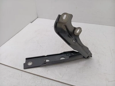 Hood Hinge Passenger Right Side 2012 2013 2014 2015 2016 2017 2018 Audi A6 - Image 1 of 4