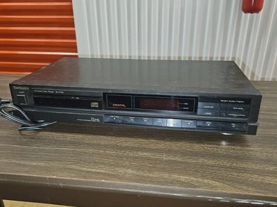 Vintage Technics SL-P150 Compact CD Disc Player tested 1988 - Image 1 of 4