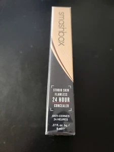Smashbox Studio Skin Flawless 24 Stunden Concealer - Light Medium - 0,27 flüssige Unzen / 8ml - Bild 1 von 1