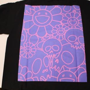 Takashi Murakami x Complexcon 2016 Skulls & Flower Tee Black Pink - Size Medium - Picture 1 of 7