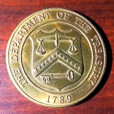 Moneda token 1982 Estados Unidos Mint Denver Colorado Departamento del Tesoro 1789 Foto 1 de 4