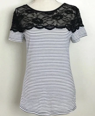 Blusa Top Camisa H&M Encaje Rayas en Negro Blanco Talla S Foto 1 de 3