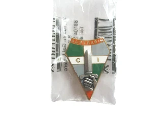 INSIGNE REGIMENT D'INFANTERIE LE 67° RI LA C.I (SOUS EMBALLAGE D'ORIGINE) Y.D - Picture 1 of 4