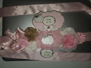 Juego de prendedores Autume Theme Baby Shower, Mommy To Be and Daddy - Imagen 1 de 3