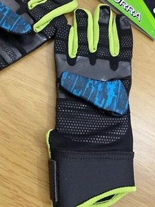 BNWT - Kookaburra Kis Gloves - Size: X Small - Picture 1 of 4