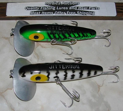 Two Fred Arbogast Musky Jitterbug Surface Topwater Bass Fishing Lures *D25-21 - Image 1 of 4