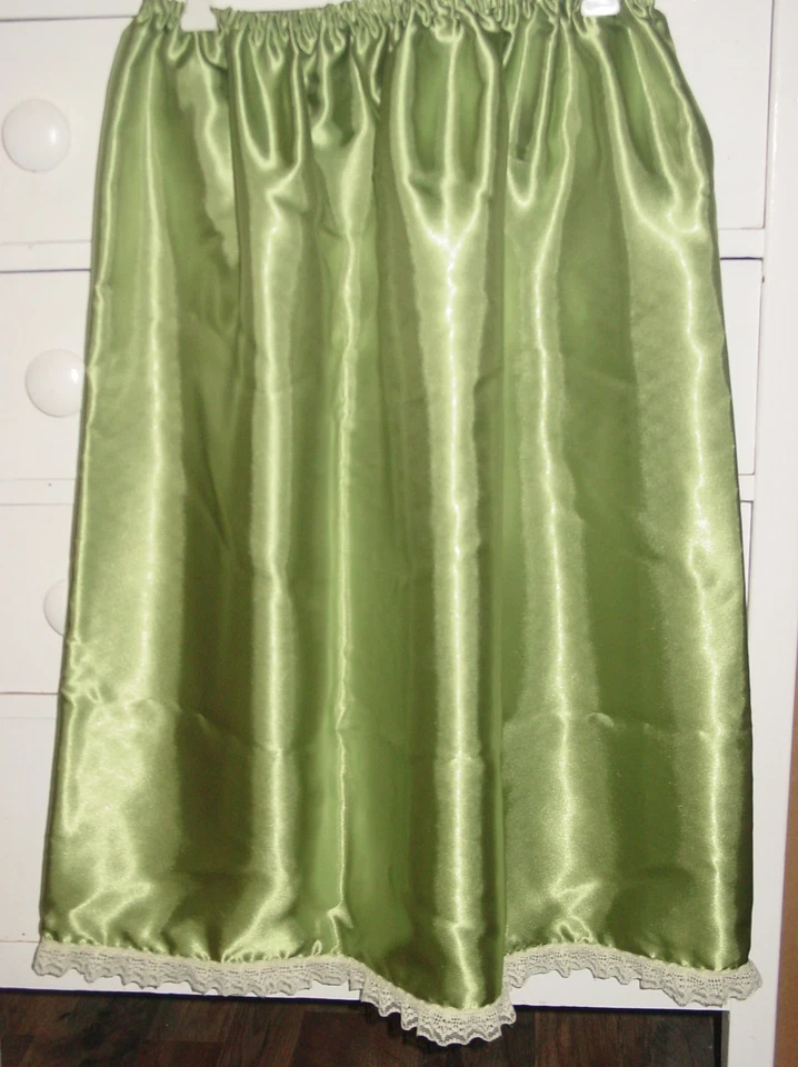 Зеленый атласный половина скольжения с белый кружевной отделки 28 «- 54» талии Sissy-XXL 1 X 2 X новый - Изображение 1 из 3