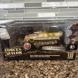 Fuerzas del Valor 🪖 1:32 Sd.Kfz. Vagón cañonero 251/9 - 1945 sellado con figuras 81510 - Imagen 1 de 12