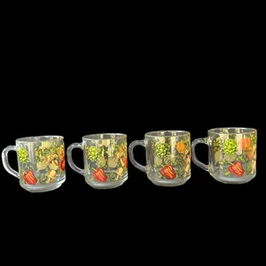 De colección 4 tazas de té de café de vidrio transparente Spice of Life Arcoroc Francia verduras - Imagen 1 de 11