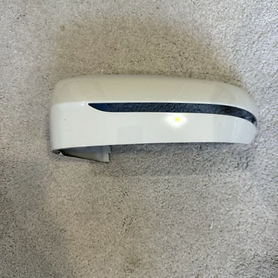 BMW 3 Series G20 G21 Alpine White Genuine LH PASSENGER SIDE Wing Mirror COVER - Image 1 of 4