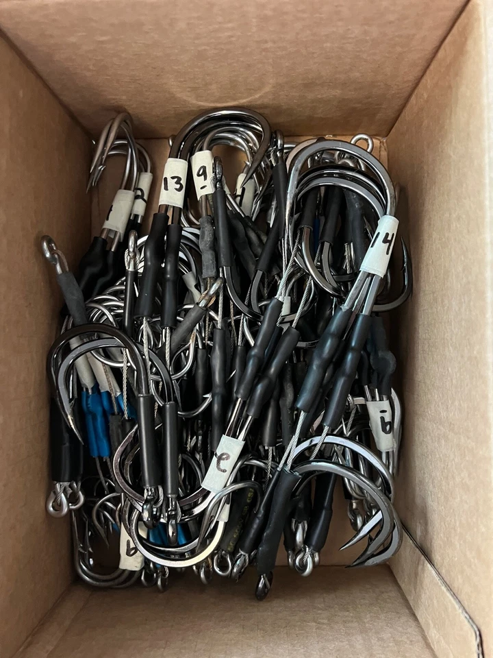 Mustad Tandem Hook Rigs Lots for Offshore Trolling Big Game Fishing Lures U Pick - Image 1 of 1