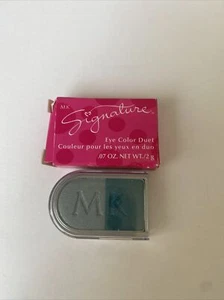 Mary Kay Signature Eye Color Duet Shadow # 886000 JADE Discontinued NOS - Picture 1 of 3