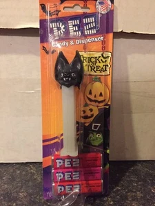 PEZ Dispenser The Bat Trick or Treat 2015 Glow In The Dark New In Package - Picture 1 of 9